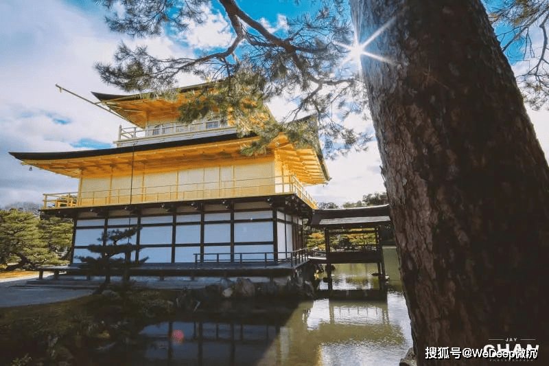 金阁寺镜湖池